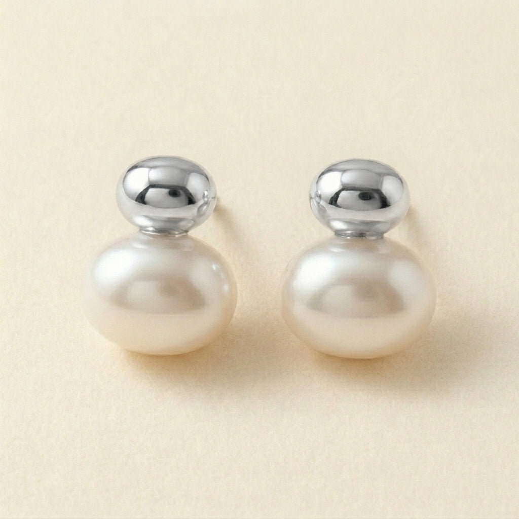 Silver Pearl Stud Earrings