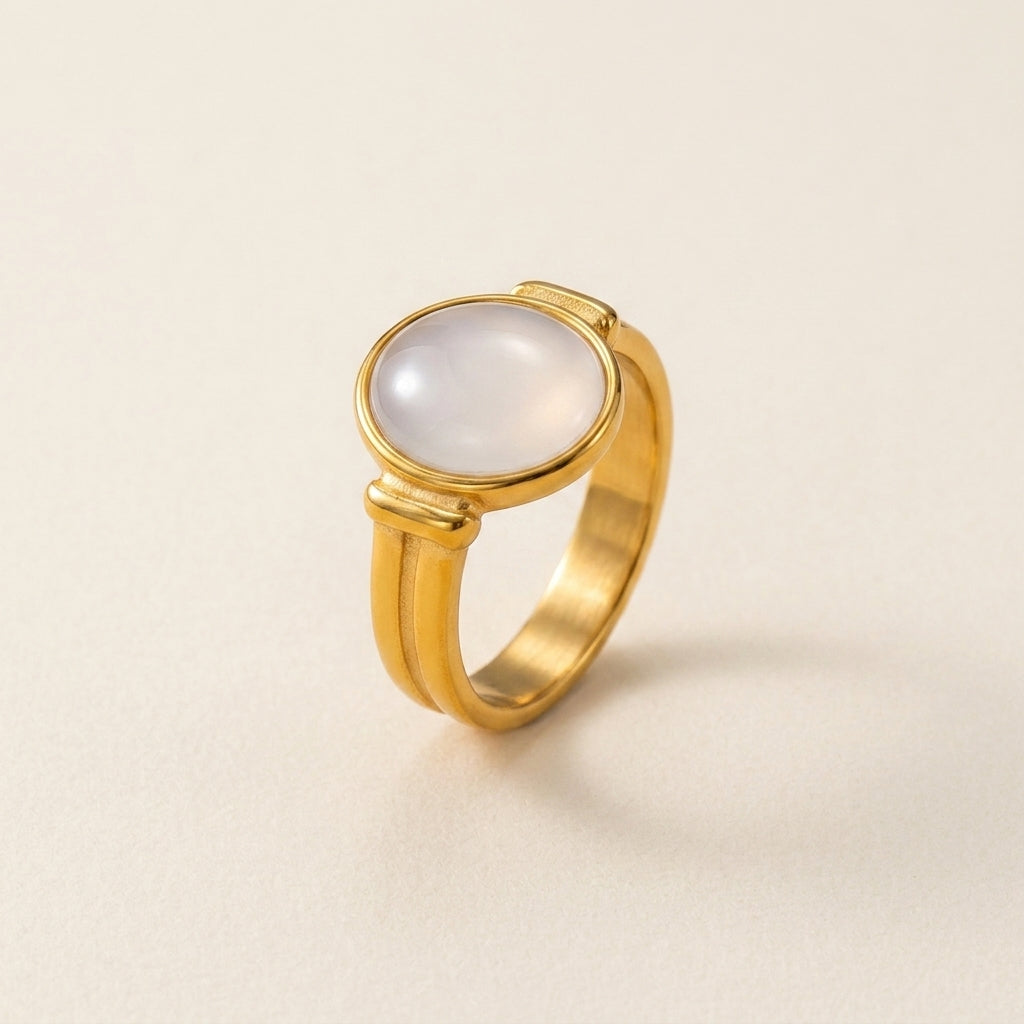 Gold Oval Moonstone Ring
