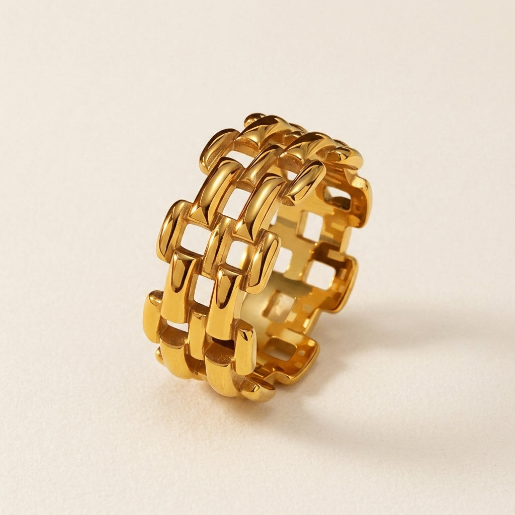 Gold Woven Link Band Ring