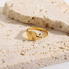 Gold Sunburst Round Signet Ring