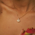 Gold Seashell Pearl Pendant Necklace