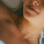 Gold Snake Chain Bow Necklace