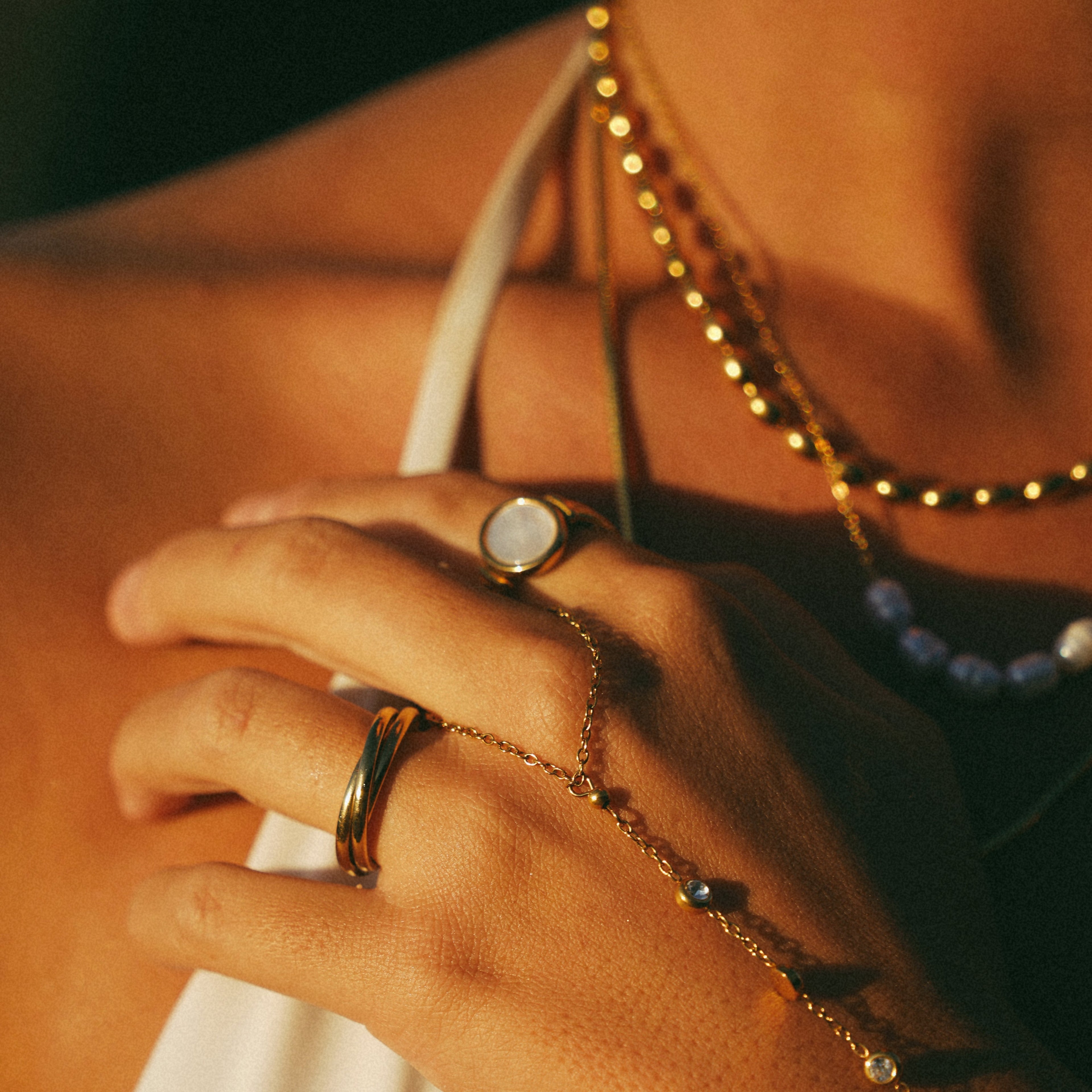 Gold Oval Moonstone Ring